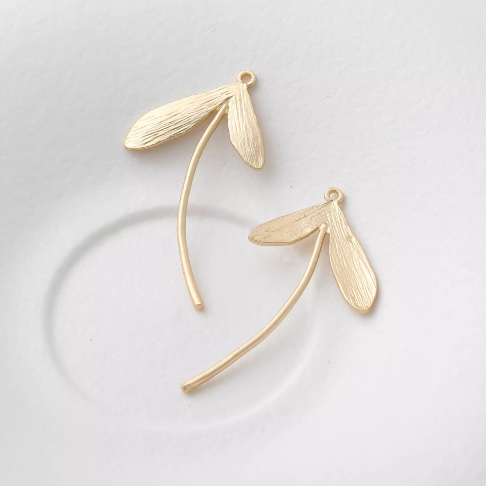 4PCS Dainty Long Leaf Charm Ea - مراجعة Gold Leaf Foil وسعره