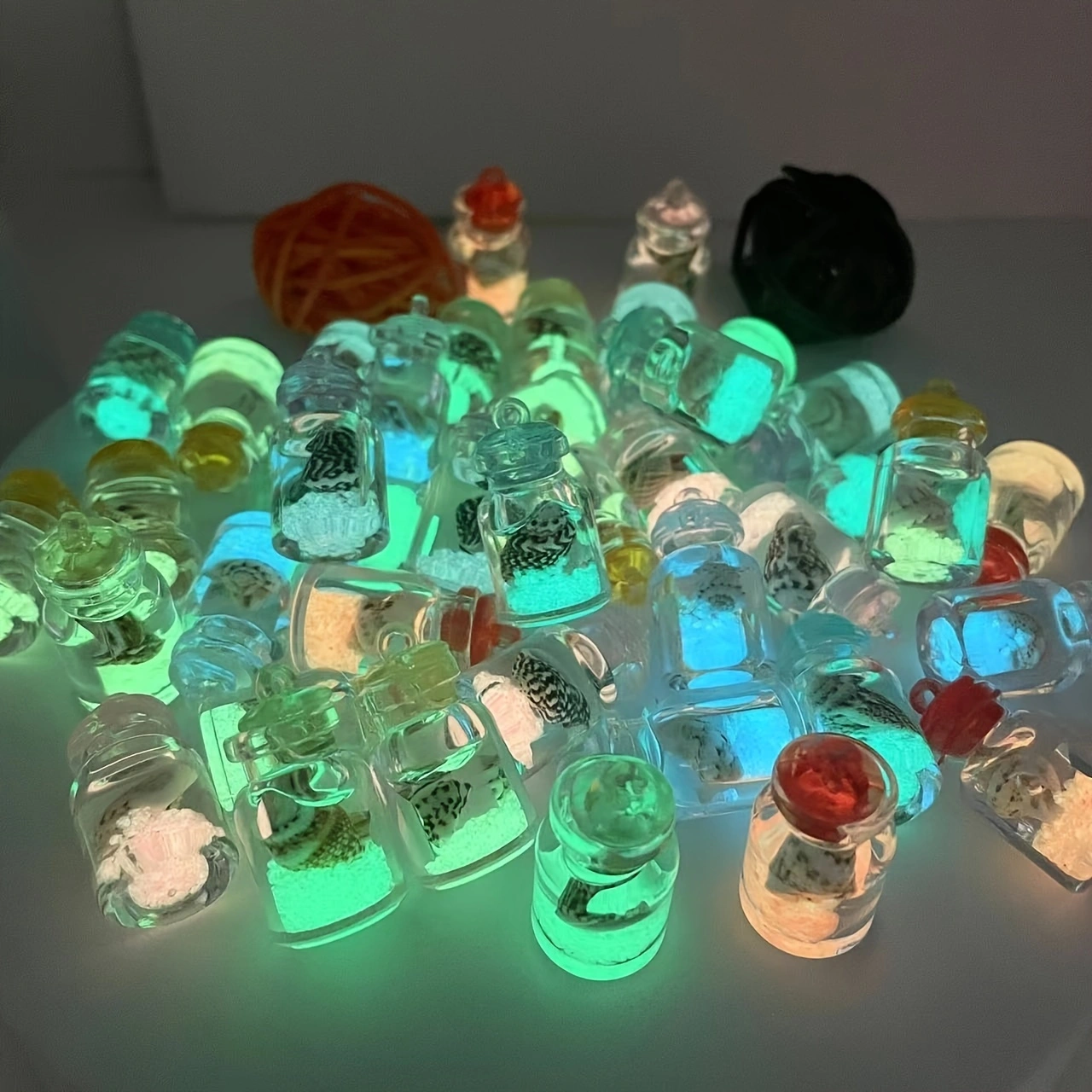 luminous conches in transparen - مراجعة Resin Art Bottle وسعره